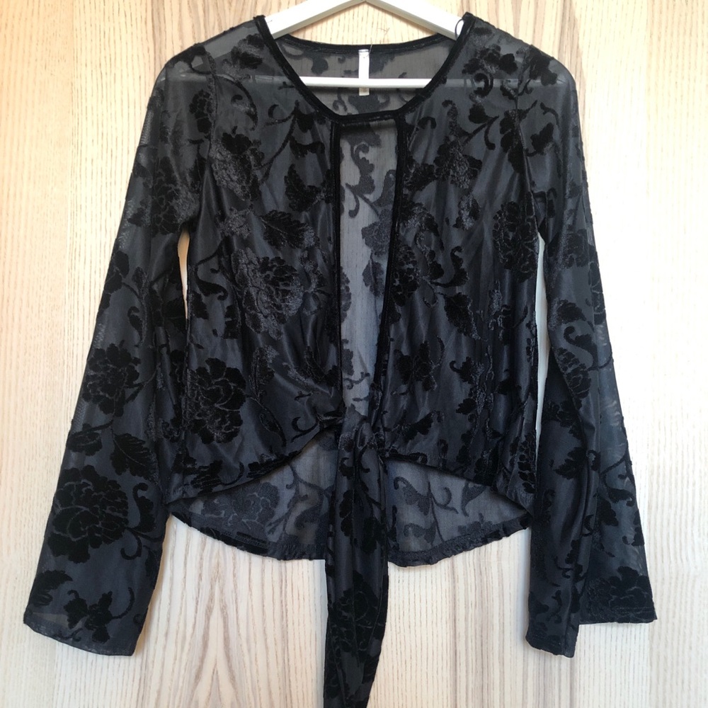 Great blouse SAGE black size small